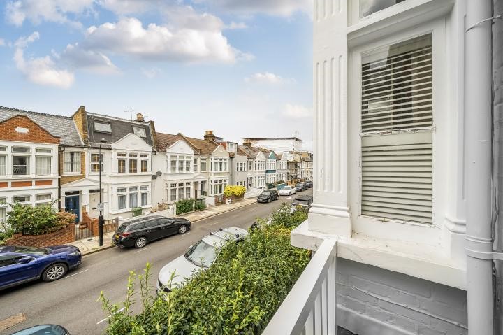 Gowan Avenue, London, SW6