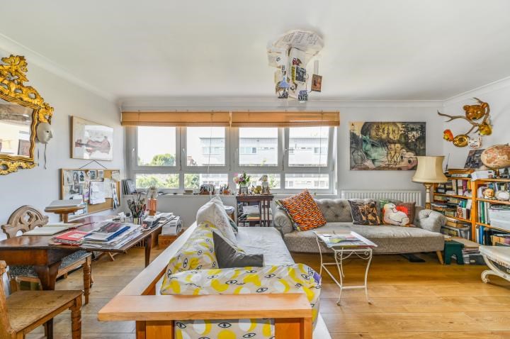 Three Bedroom Split Level Flat