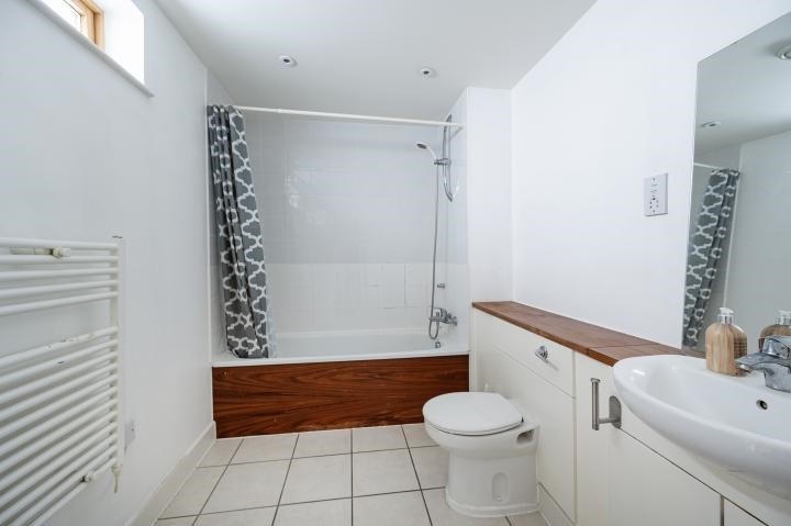 94 Roundwood Court, Meath Crescent, London, E2