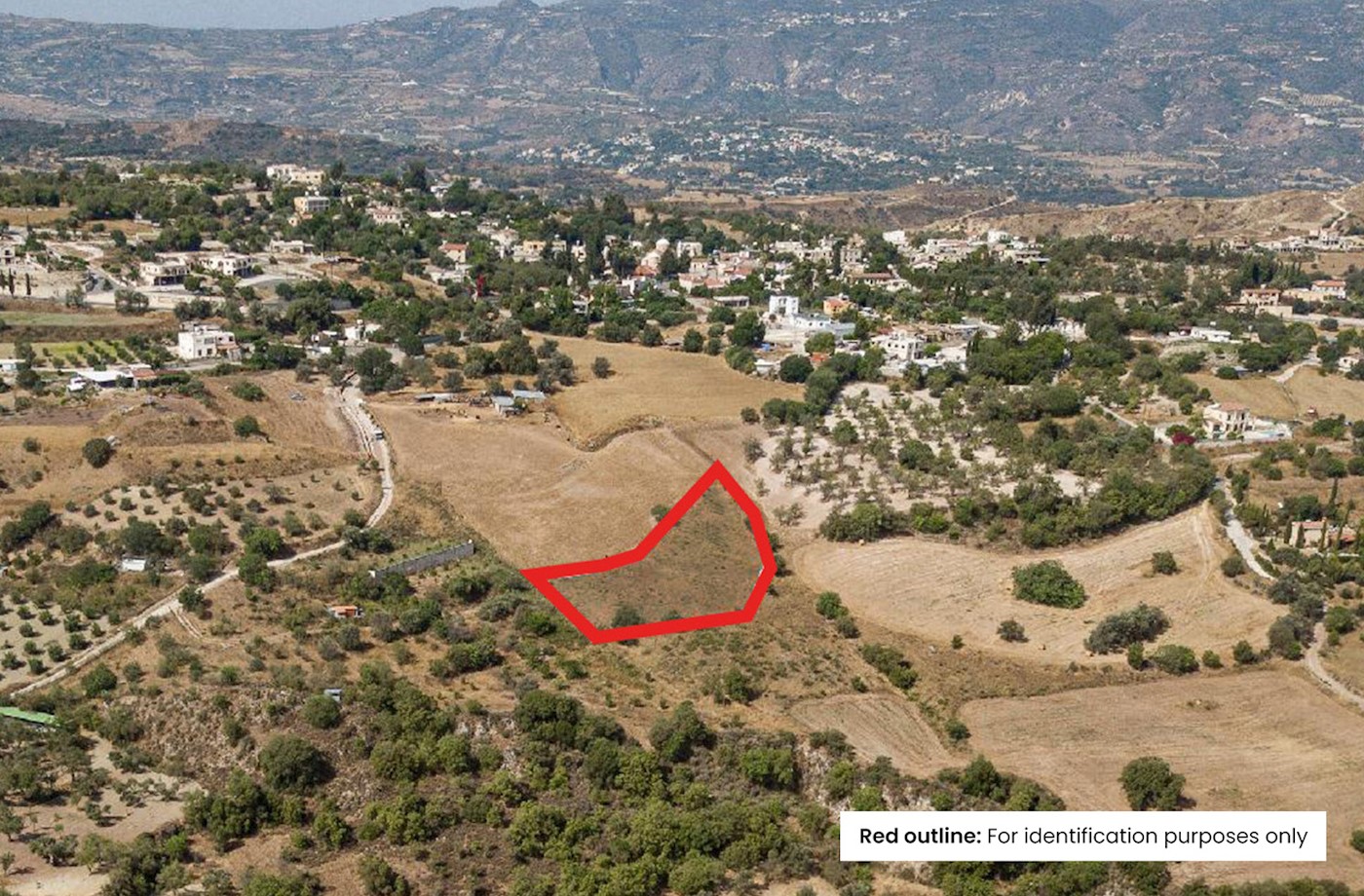 Residential Field in Simou, Paphos 1/2