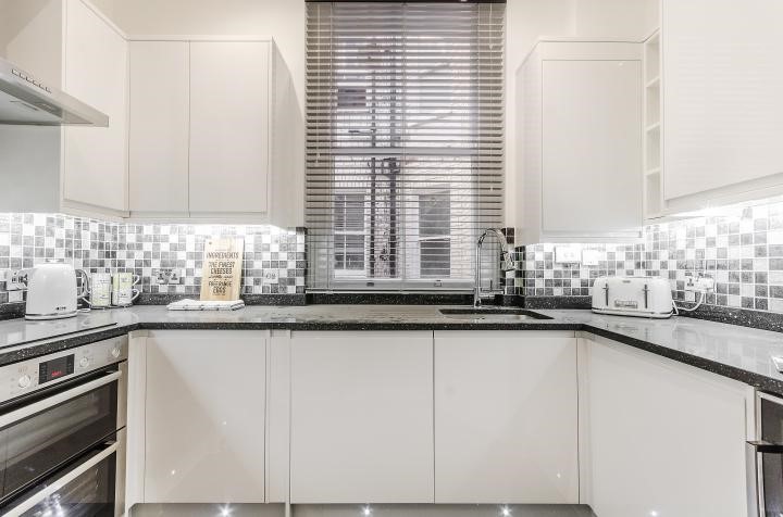  Wetherby Mansions, Earls Court Square, London, SW5