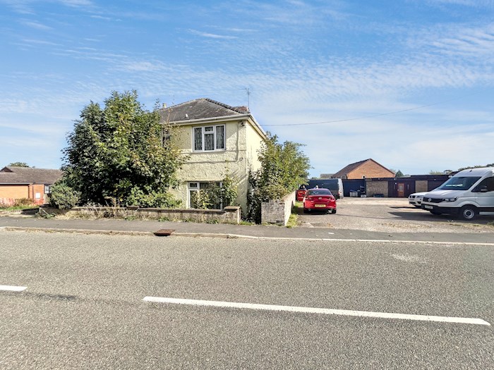 192 & 194 Barrier Bank, Cowbit, Spalding, Lincolnshire PE12 6AL, United Kingdom