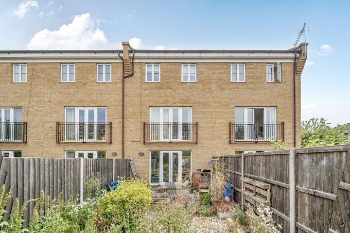 Blakes Road, London, SE15