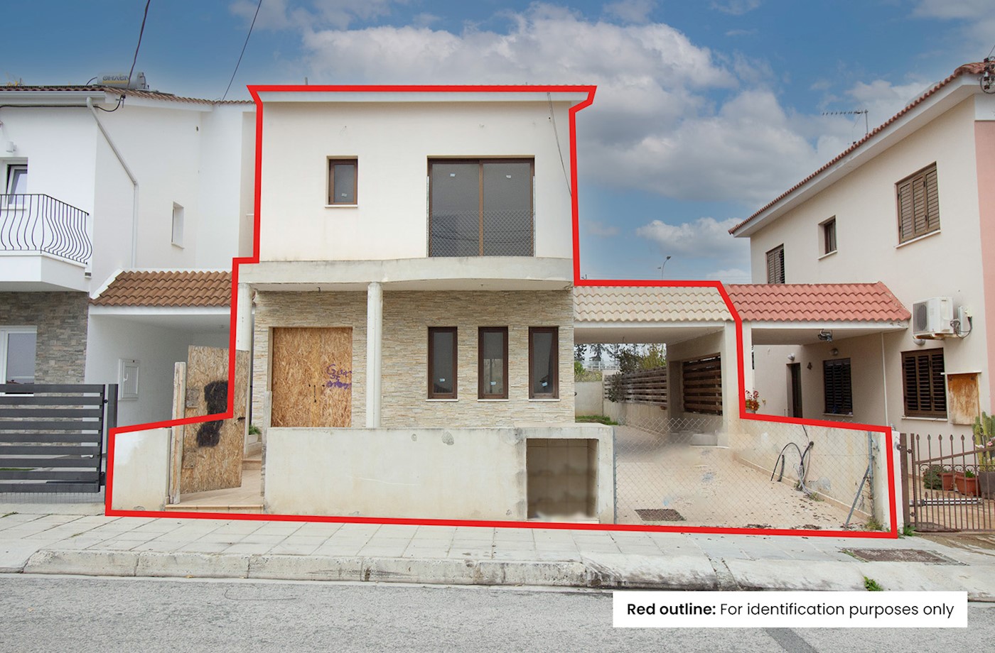 Three-bedroom semi-completed house in Lakatamia, Nicosia 1/20