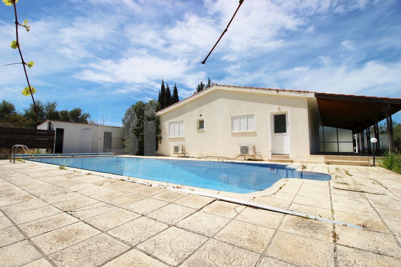 Detached house in Pano Akourdaleia, Paphos 1/13