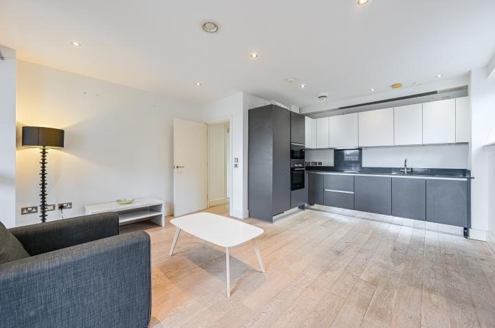 Superb Two Bedroom Apartment