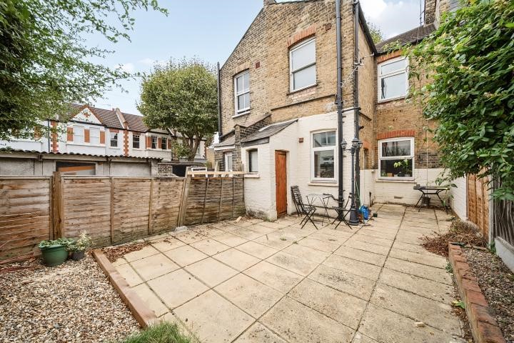 Wrexham Road, London, E3