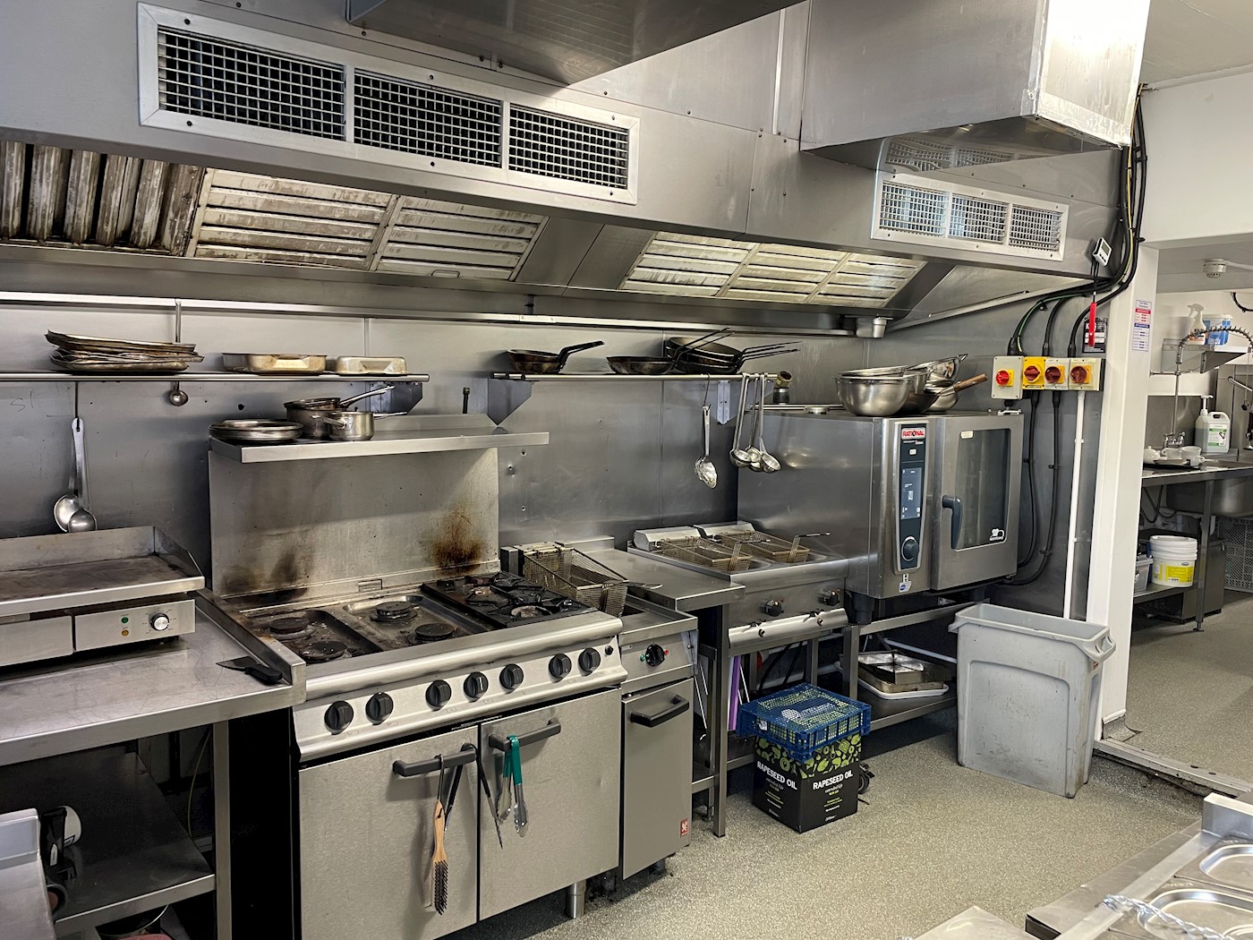 The Three Crowns, Wisborough Green, RH14 0DX