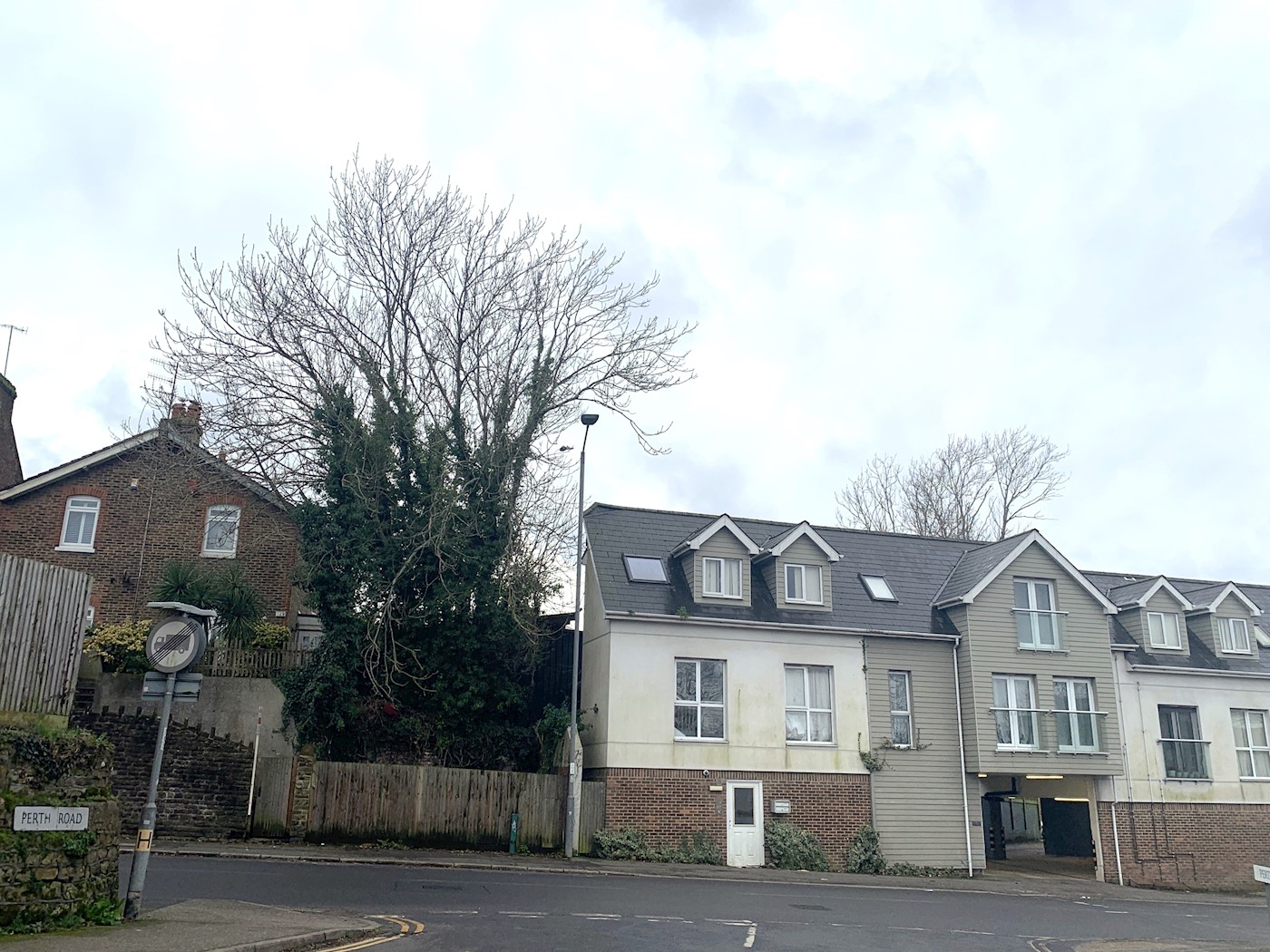 Land at Battle Road, Hastings, TN37 7AE 1/5