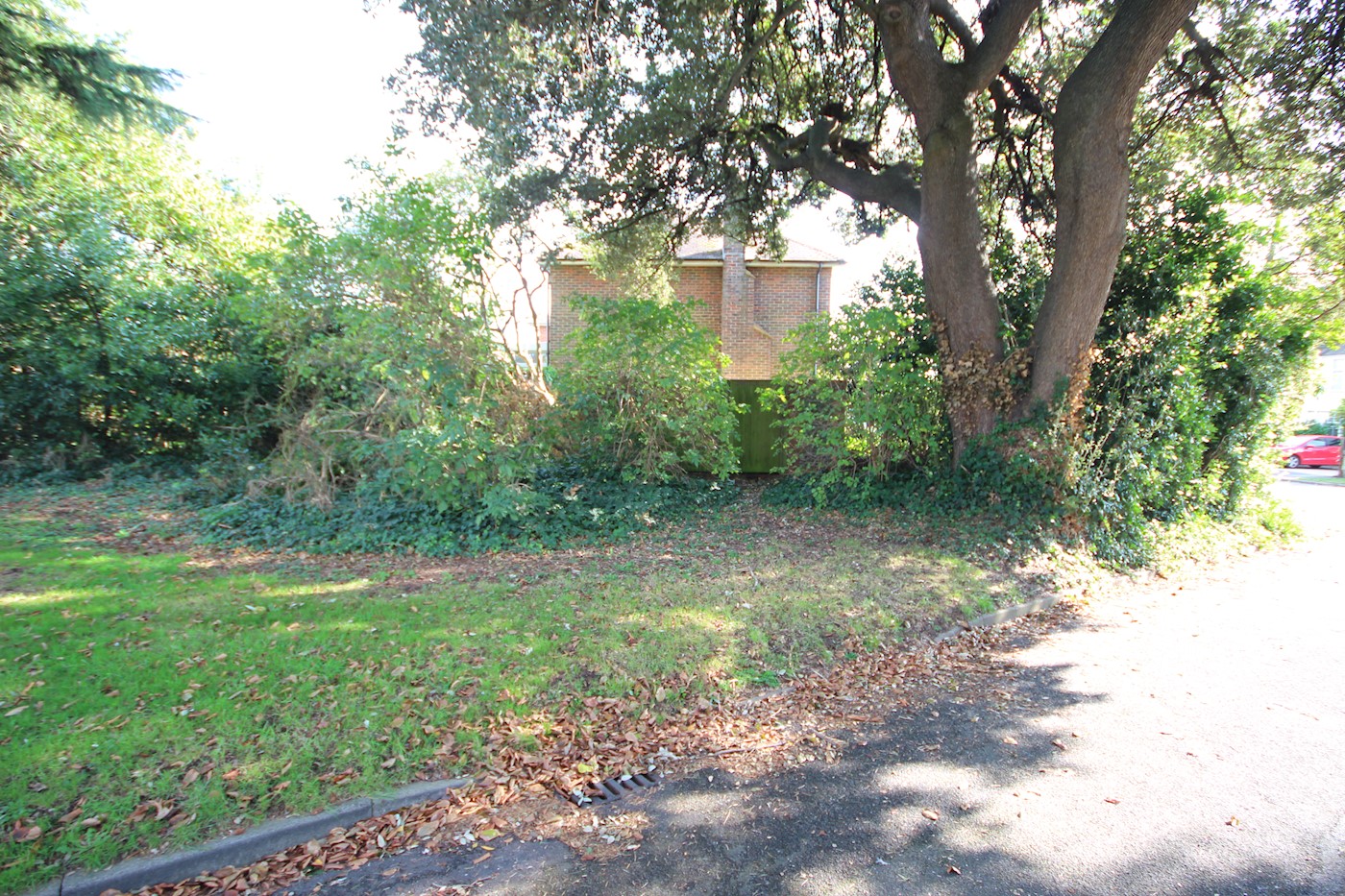 Land on the north side of The Driveway, Shoreham by Sea, BN43 5GG 1/5