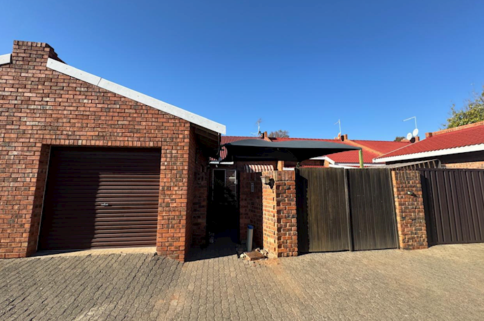 6 Shangrila Street, Kimberley, Northern Cape, South Africa