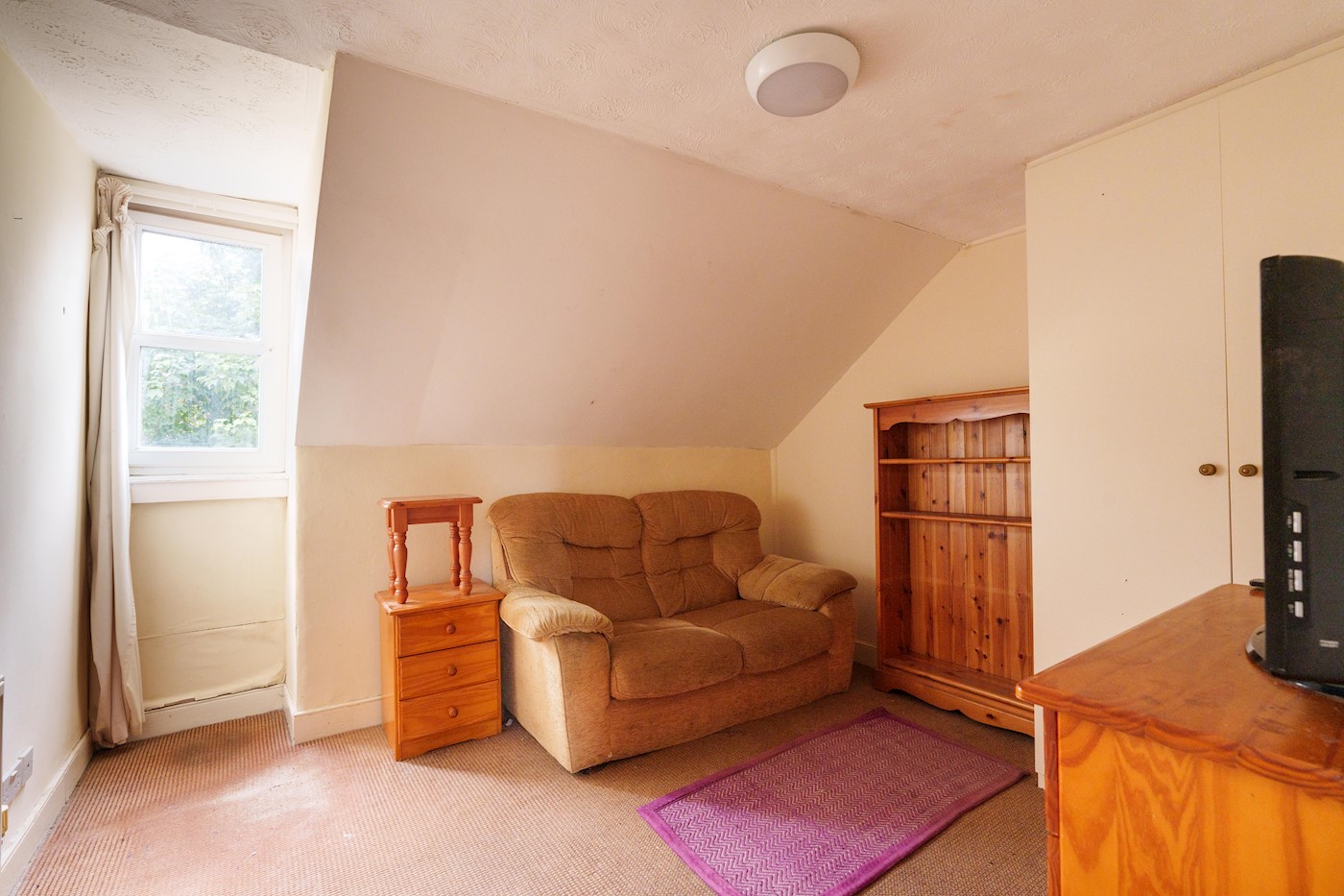 34 Newbridge Hill, Bath, BA1 3PU