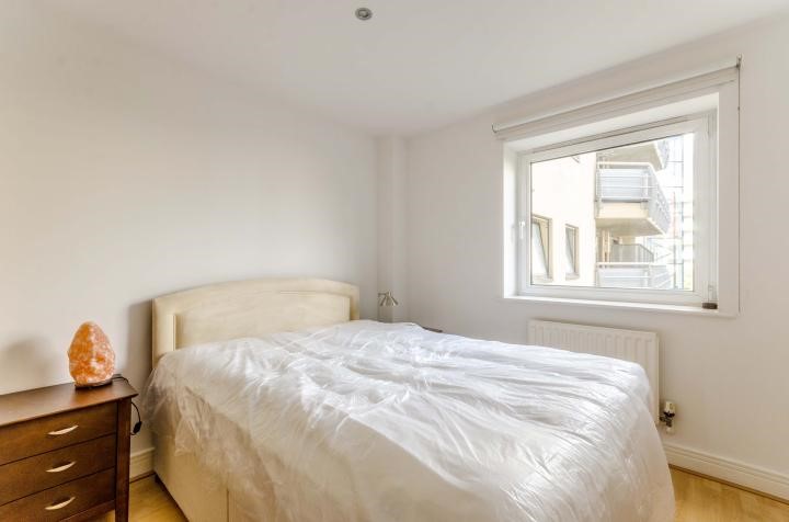 Wards Wharf Approach, London, E16