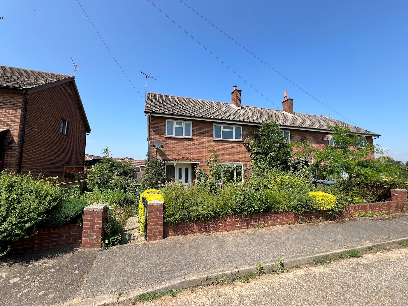 11 Heath Walk, Blaxhall, Woodbridge, IP12 2EA 1/20