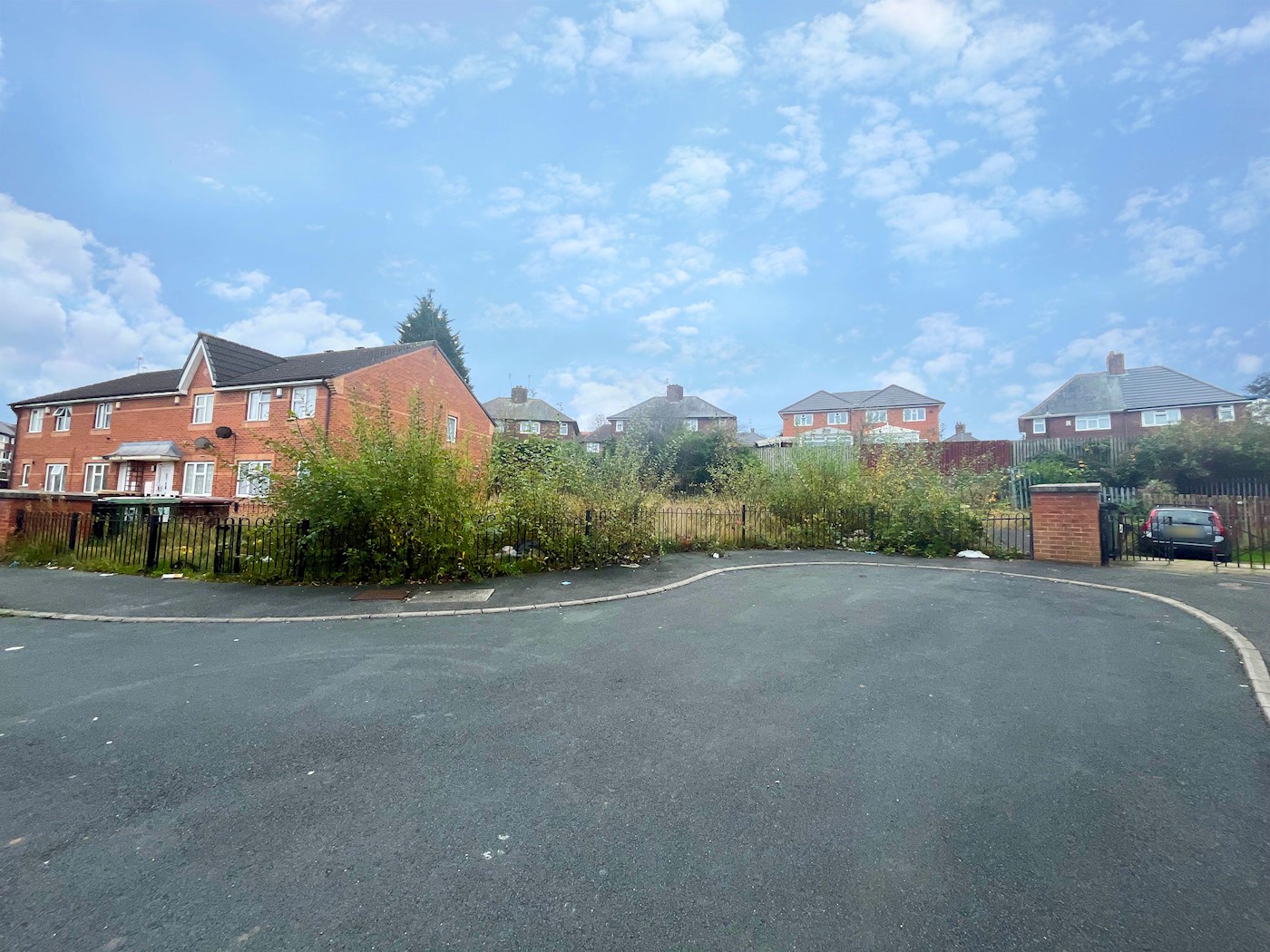 Land at Moynihan Close, Harehills, Leeds, LS8 3QA 1/5