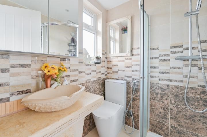 1 Cherry Garth, Brentford, TW8