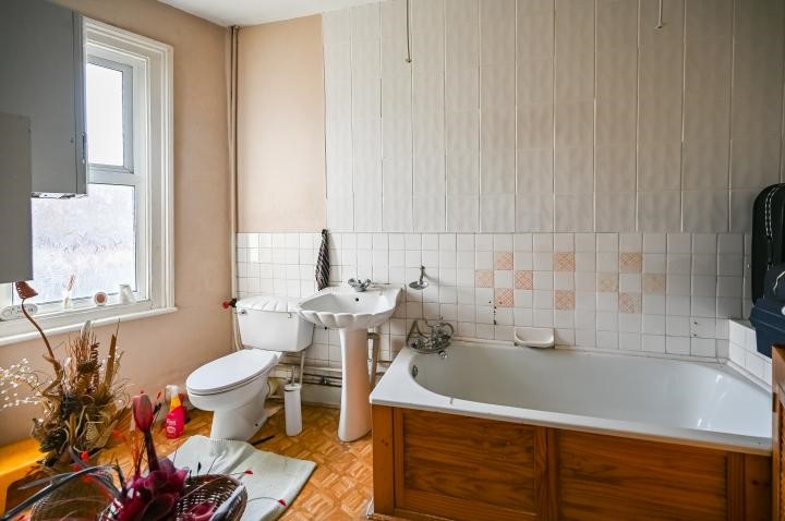 19 Edinburgh Road, London, E17