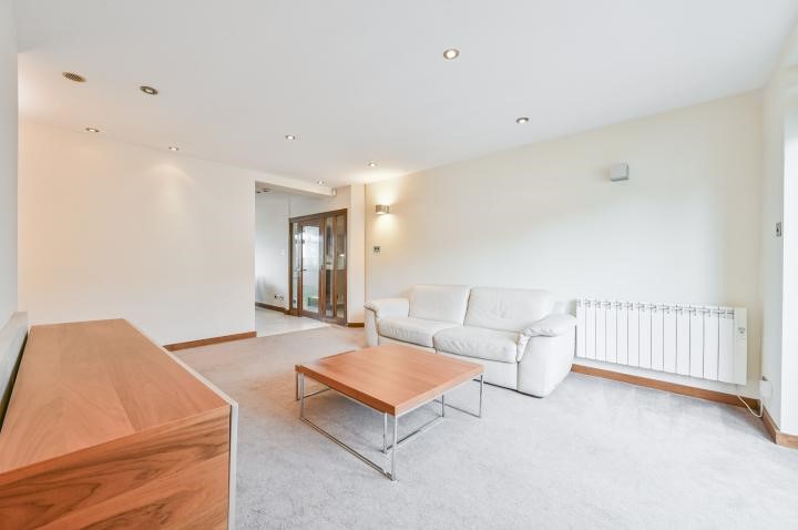 9 Radnor Lodge, Sussex Place, London, W2