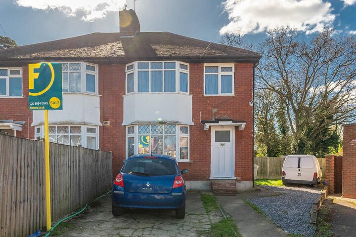 Fantastic Three Bedroom Semi-Detached House