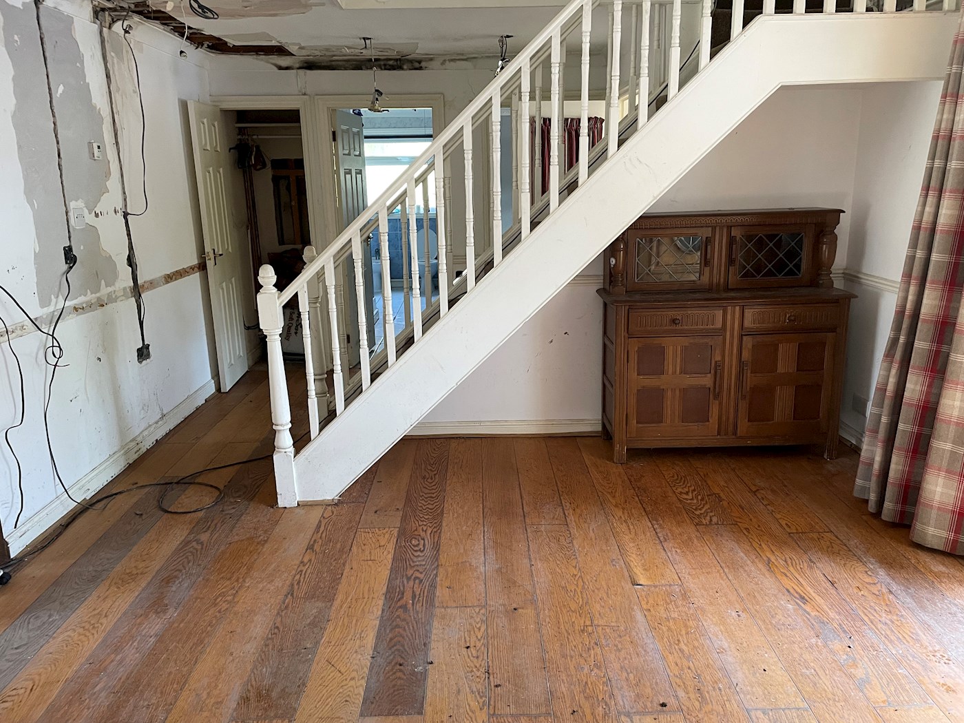 Brook Nook, Lake View Road, Felbridge, East Grinstead, RH19 2QF