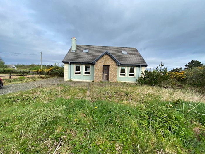 2 Roshine, Kentucky Road, Burtonport, Co. Donegal, Ireland