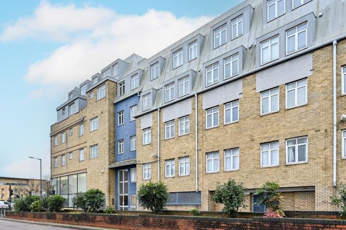 2 Bluepoint Court, 203 Station Road, HA1, United Kingdom