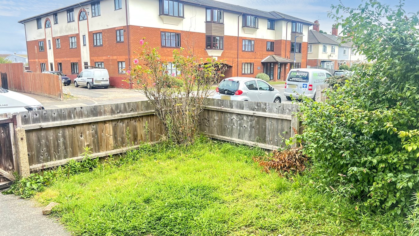 50 St Andrews Road, Felixstowe, IP11 7QJ