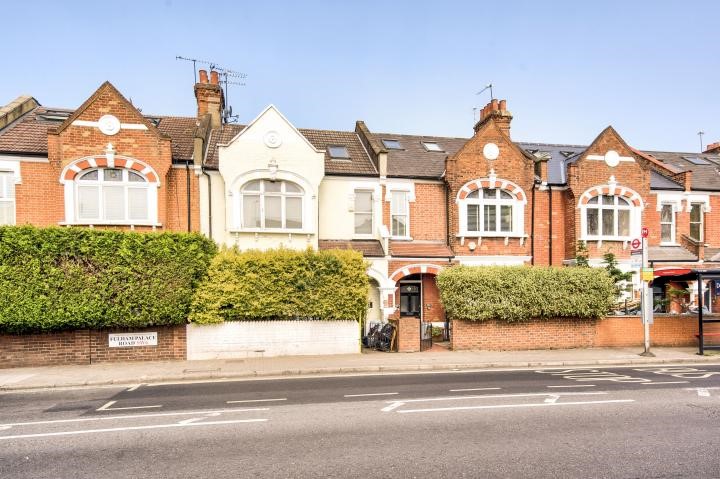 259 Fulham Palace Road, London, SW6 6TP 1/16