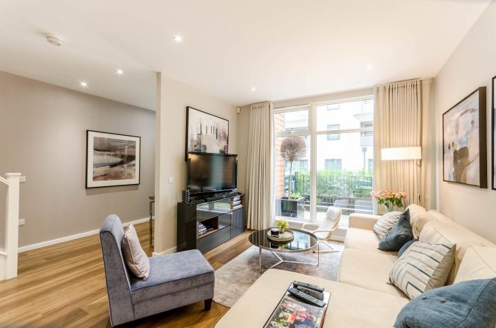 1b Palmerston Road, London, W3