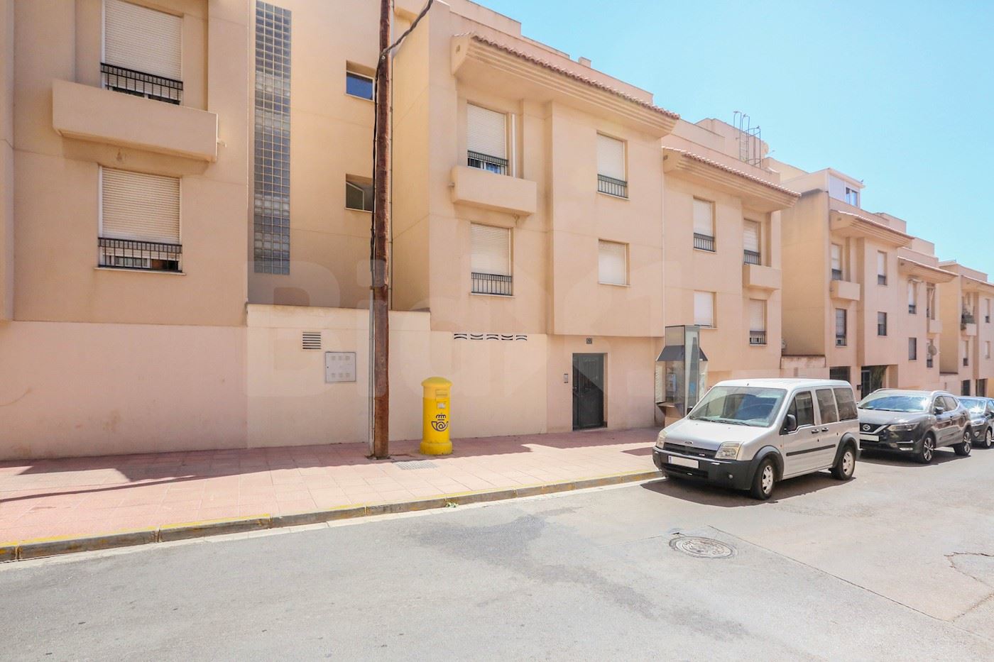 Calle Sierra de Monteagud, Almería 1/24