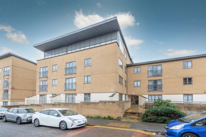 1 Brandan House, Sovereign Place, Harrow, HA1