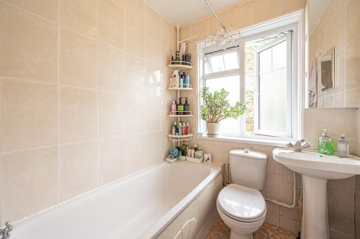 Hurstwood Court, Finchley Road, London, NW11