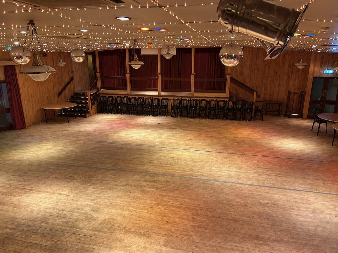 Bell & Spa Hotel, 46 Market Place, Driffield, YO25 6AN