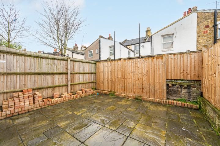 48 Marmont Road, London, SE15