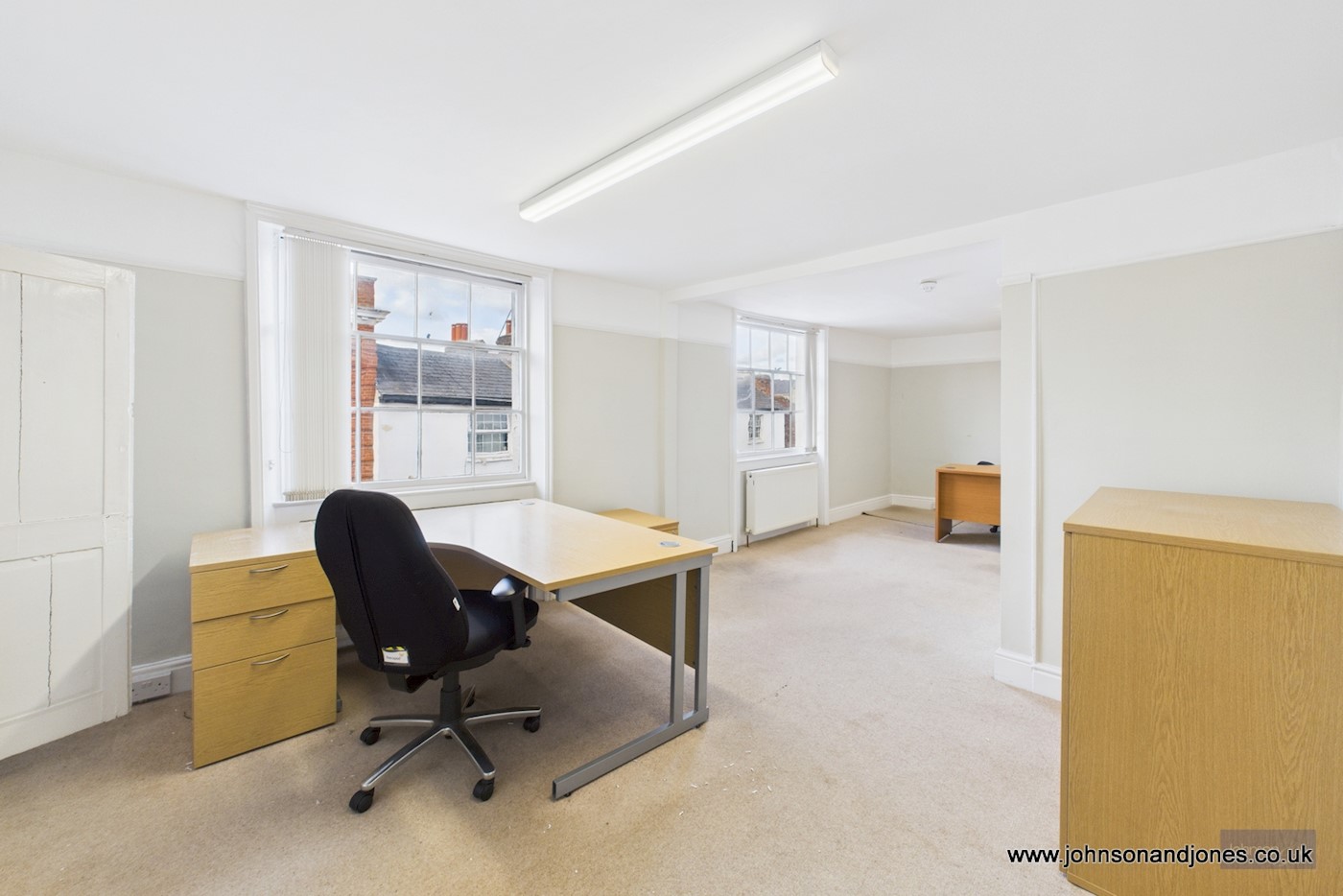 124a Guildford Street, Chertsey, KT16 9AH