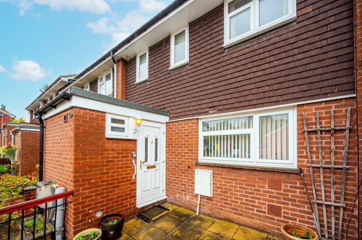 Baird Drive, Guildford, Surrey, GU3
