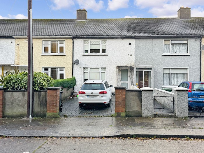 17 Collins Drive, Finglas East, Dublin 11, Ireland