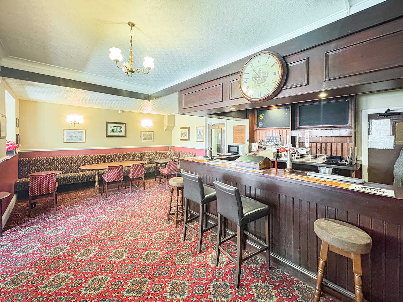 Smokers Arms, Albion Street, Grimsby, DN32 7DX