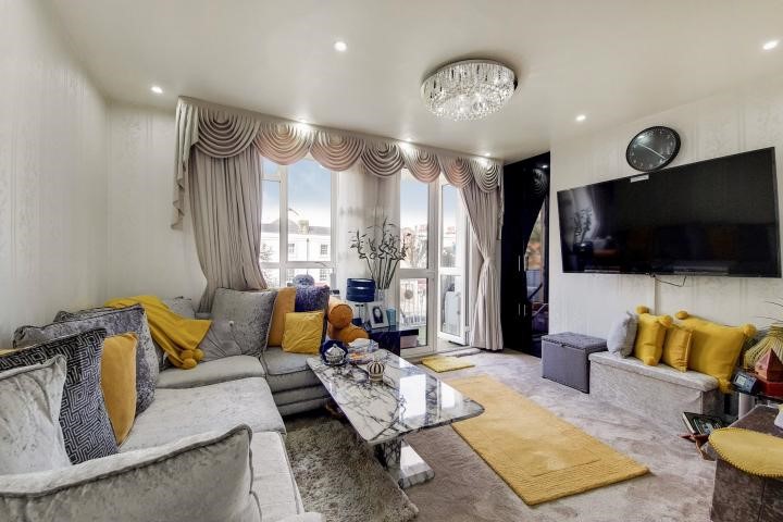 9 Cotman House, Townshend Estate, St. John's Wood, NW8 6JP