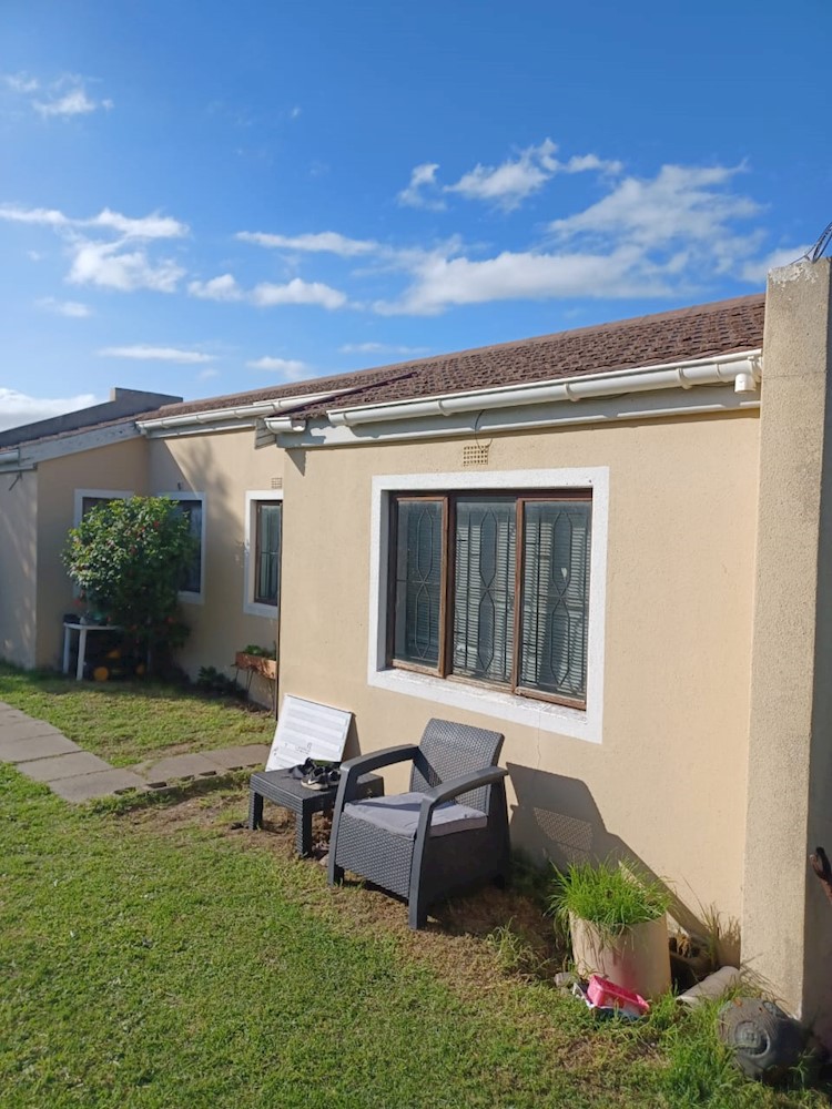 42 Elfin Village, Heathfield, Cape Town, Western C... BidX1