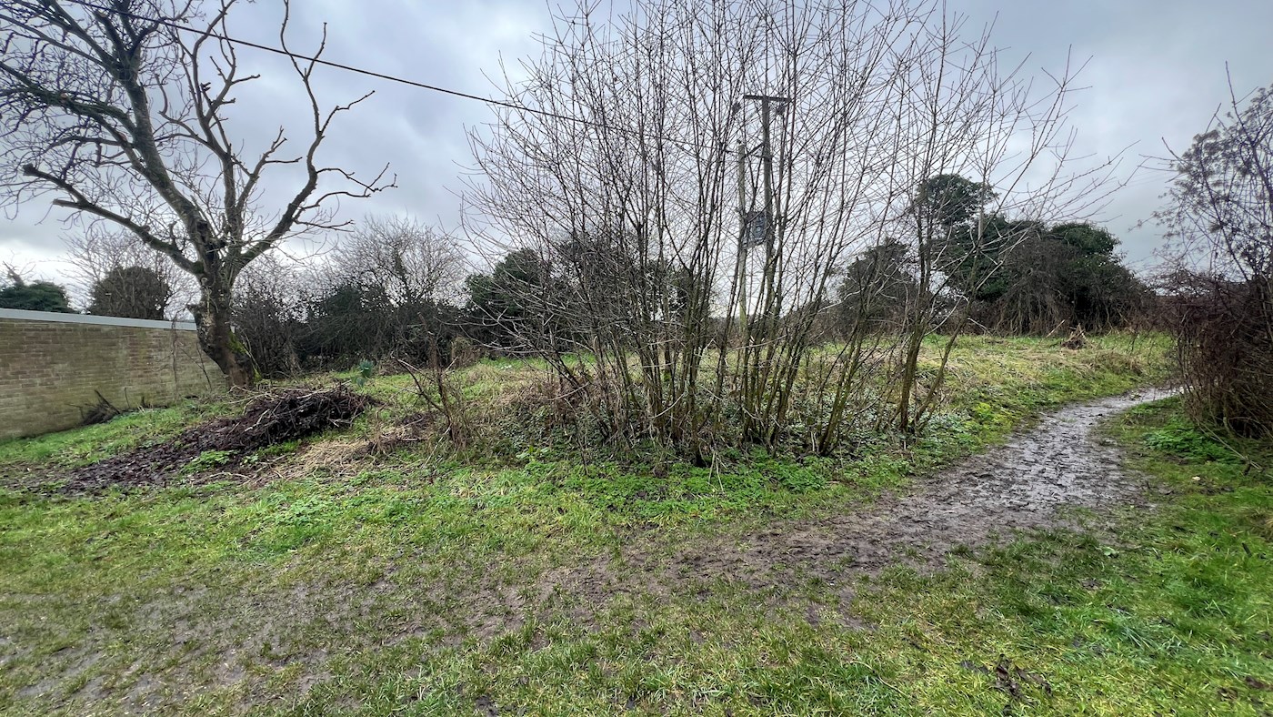 Land at Sarson Close, Amport, Hampshire, SP11 8AB