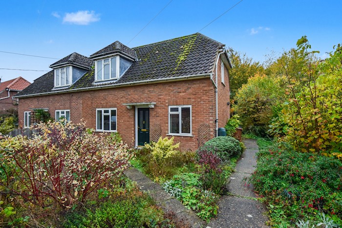 68 The Street, Bridgham,Norwich, NR16 2AB, United Kingdom