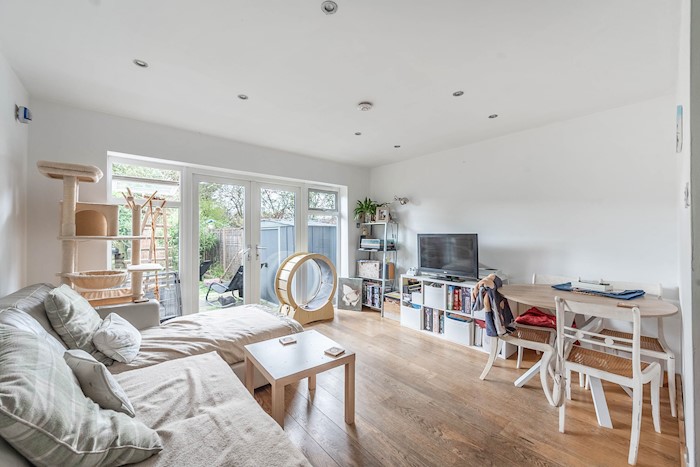 West Chantry, Harrow, HA3, United Kingdom