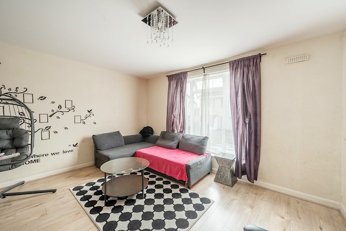 Newnham Close, Northolt, Middlesex, UB5, Reino Unido