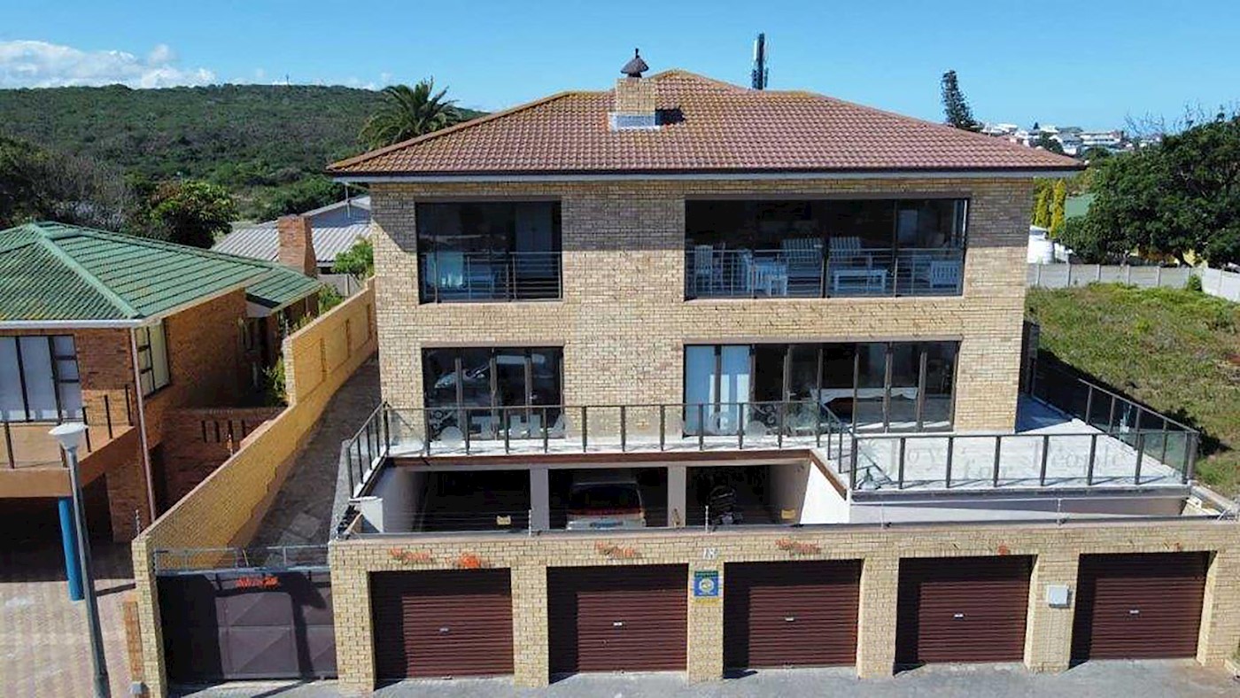 18 Van Der Riet Street, Klein Brak River, Mossel Bay, Western Cape, South Africa 1/36