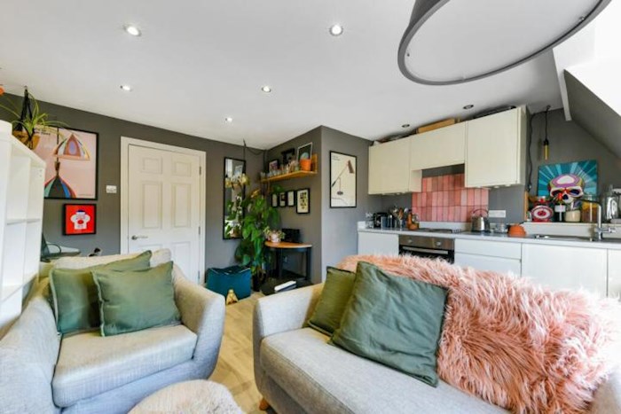 Streatham High Road, London, SW16, United Kingdom