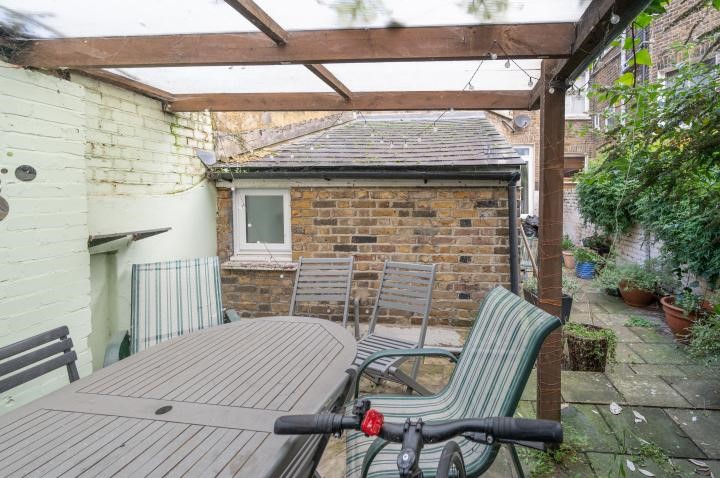 69A Comyn Road, London, SW11