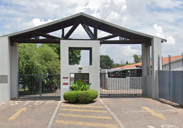 Section 9 Hilton Heights, 71 Jamie Uys Street, Vorna Valley, Gauteng, South Africa 1/3