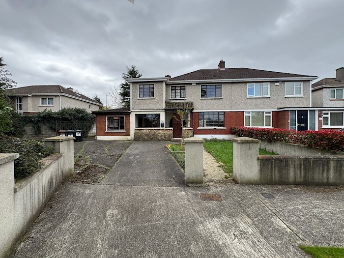 39 Hollyville Lawn, Palmerston Upper, Dublin 20, Ireland