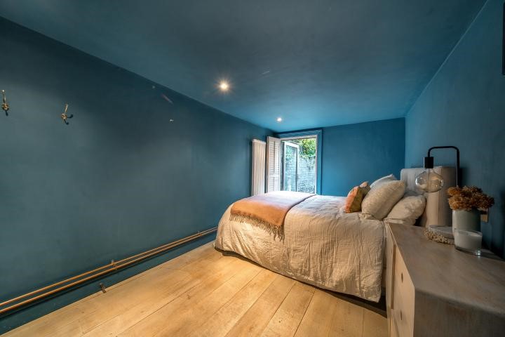 Lillie Road, London, SW6